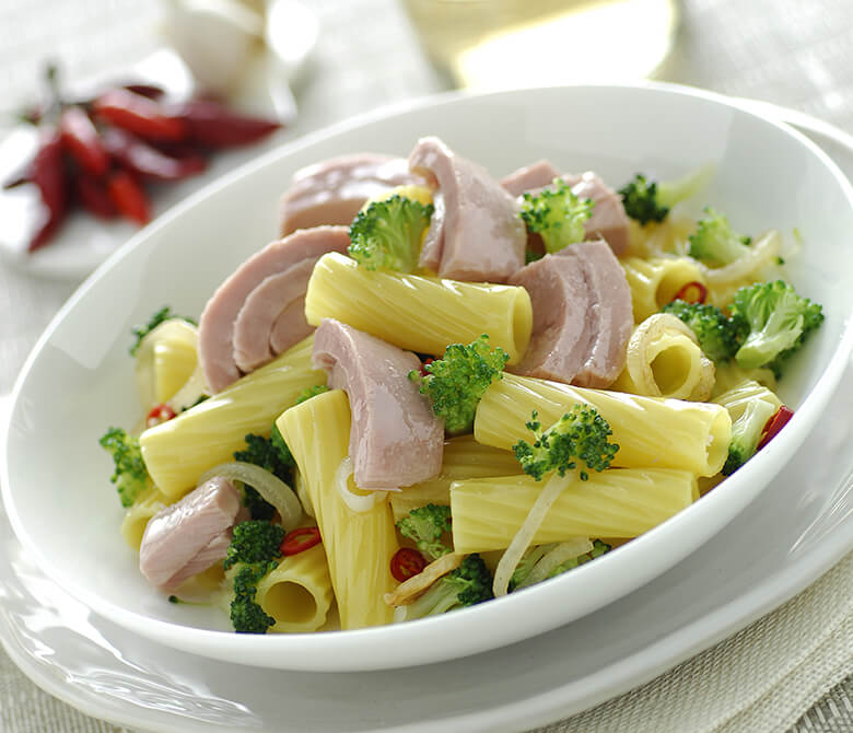 Macaroni “Alla Pugliese” with Tuna and Broccoli